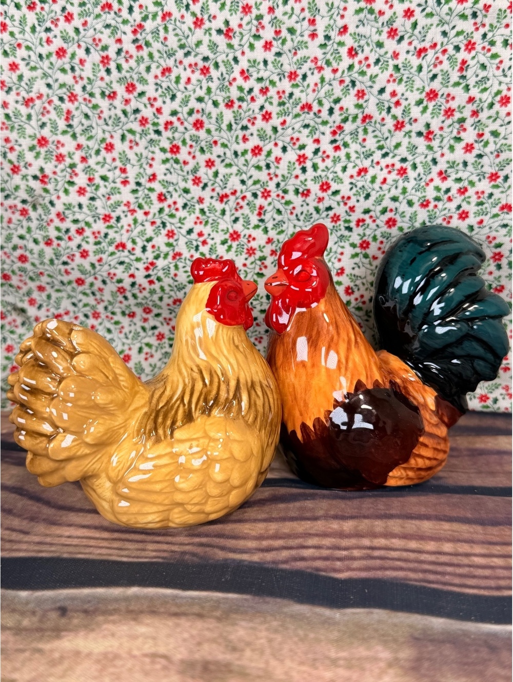 Ceramic chicken and rooster salt and pepper shakers